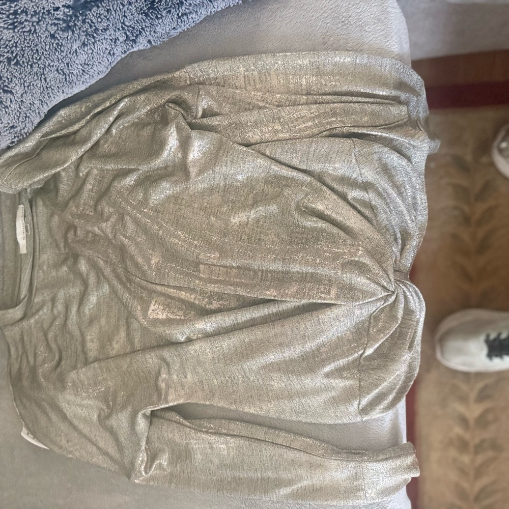 Metallic Long-Sleeve Blouse in Light Gold
